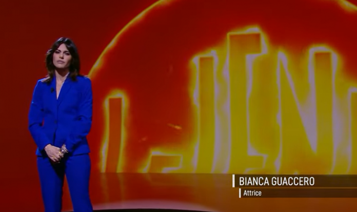 Bianca Guaccero a Le Iene per il monologo contro le fake news. La conduttrice volta pagina a Mediaset?