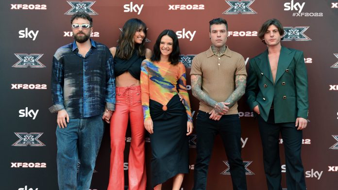 In foto: i giudici e la conduttrice di X Factor 2022
