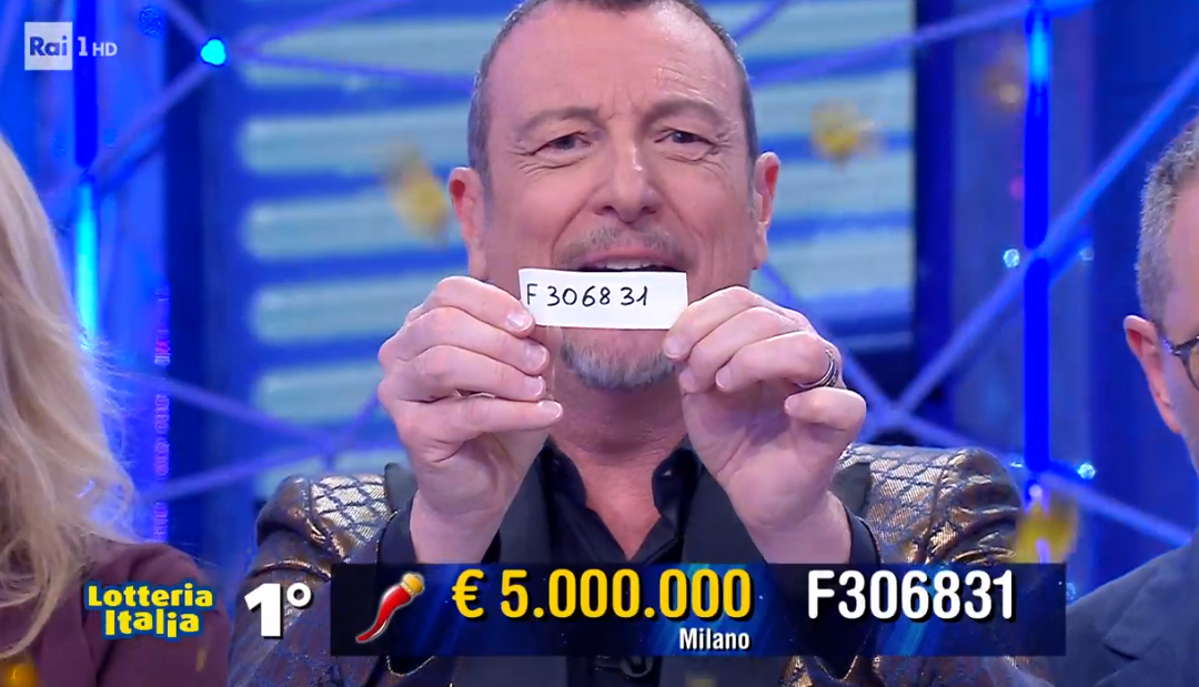 amadeus annuncio biglietto vincente primo premio 5 milioni di euro lotteria italia 2023 a speciela affari tuoi del 6 gennaio 2025